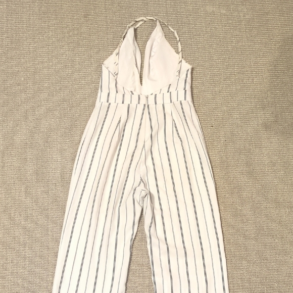 Striped Halter Jumpsuit - Picture 3 of 3
